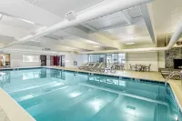 Best Western Springfield Hotel - Pools