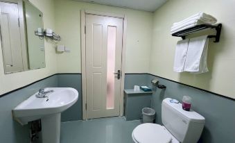 Shiliu City Homestay (Hongqi Street No.1)