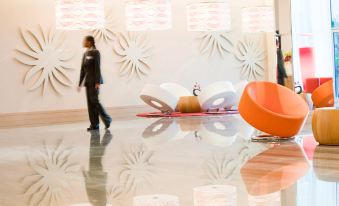 ibis Mall Avenue Dubai