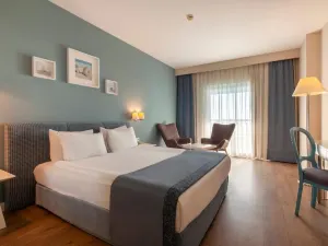 Seashell Resort & Spa