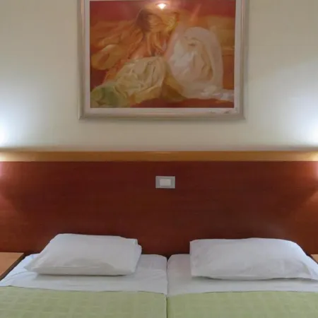 Cleopatra Classic Hotel Отели рядом с достопримечательностью «Мельница Антимахия»