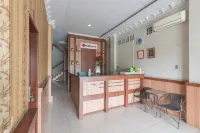 RedDoorz Near CitraLand Gama City Medan Hotels in Medan Estate
