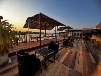 Glorilla Amphawa Riverside - 新