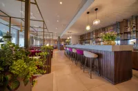 Voya Hotel - Bar
