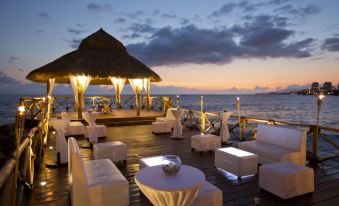 Crown Paradise Club All Inclusive