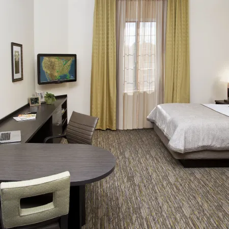 Candlewood Suites NORTH LITTLE ROCK by IHG Отели в г. Норт-Литл-Рок