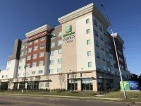 Holiday Inn Express & Suites HOUSTON WESTCHASE - WESTHEIMER by IHG Отели рядом с достопримечательностью «Вестчейс»