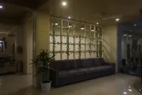Hotel Garnet Hotels in Chepena-Kubua