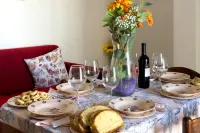 PRIVATE VILLA WITH Wi-Fi, PARKING AND AIR CONDITIONING