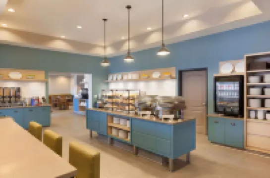 Country Inn & Suites by Radisson, Bloomington at Mall of America, MN Hotels in Bloomington