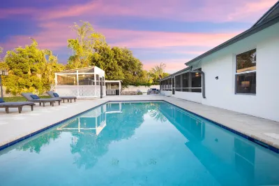 Villa Royale 4 BR Home w/ Pool and Hot Tub Hotels near Belvedere Baptist Church