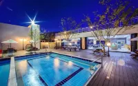 Doya Hotel Geoje - Rooftop Pools