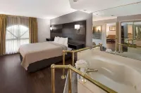 Quality Inn & Suites Cincinnati I-275 Hotel di Hamilton