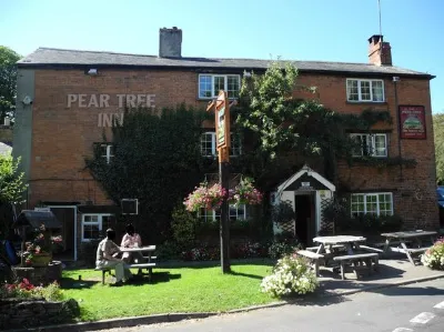 The Pear Tree Inn Hotels in Sutton-under-Brailes