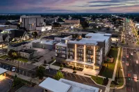 AC Hotel Tuscaloosa Downtown - parkir
