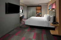 Aloft Coral Gables - balcony