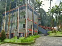 Surya Hotel & Resort Baturraden Hotel a Karangsalam