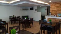 Columbus Plaza Hotel - sarapan