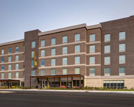 Home2 Suites by Hilton Carmel Indianapolis Hotels in Carmel