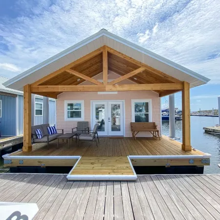 Seaclusion - Zen! Refreshing! Spotless! Calm! Well-Appointed! Dock Your Boat!