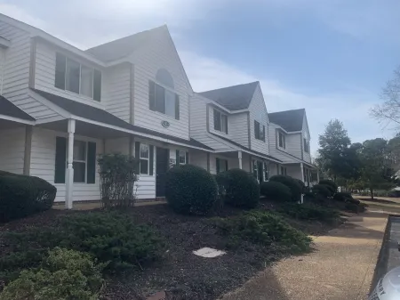 Come for a break, stay for the fun in Williamsburg! Отели рядом с достопримечательностью «Парк развлечений Busch Gardens»