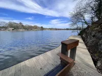 CABIN ON LAKE HAMILTON ALSO FULL RV HOOK UP