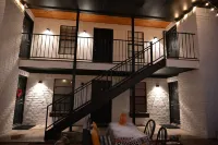Spaciously Styled Apartment -  Close to Baylor and Magnolia