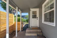 Minutes from oregon wine country and walking distance from George Fox University