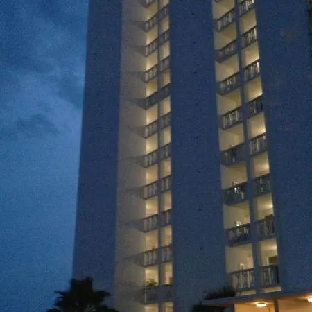 Unequalled Artist Owned 7th Floor Paradise!  Direct Oceanfront! Meet an Octopus!
