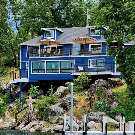 Bass Lakefront Luxury w/ Private Dock and Game/Bar Room