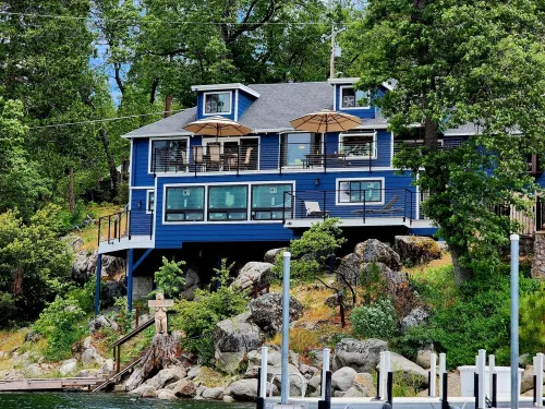 Bass Lakefront Luxury w/ Private Dock and Game/Bar Room