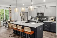 Entire Home w/Kitchen & Grill Near Trails in Bella Vista