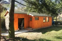 "Birkenwäldchen77" holiday bungalow Hotellit kohteessa Marzahn-Hellersdorf