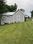 1912 Farmhouse has large, covered porch & fire pit! Near Casino & The Pinnacle Hotels near Goose Creek Farm , LLC