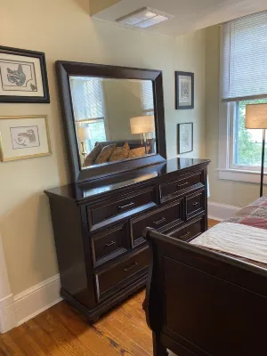 Historic Olde Towne 2 Bedroom 1 Bath 1100sq ft Vacation Rental
