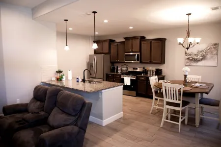 New House Near Carlsbad Caverns!