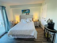 1 BLOCK FROM THE BEACH/BOARDWALK! 1BR 1BATH-SLEEPS 6; PARKING, WIFI, BEACH TAGS Hotel a 