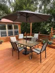 Quiet Getaway 5 minutes from Galesburg with pool and hot tub