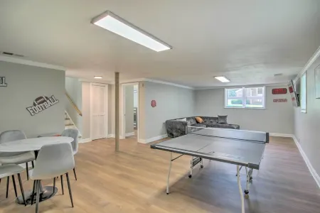 The Cola Gathering Spot - Sleeps 16 + Fire pit + 10 minutes to Downtown Columbia