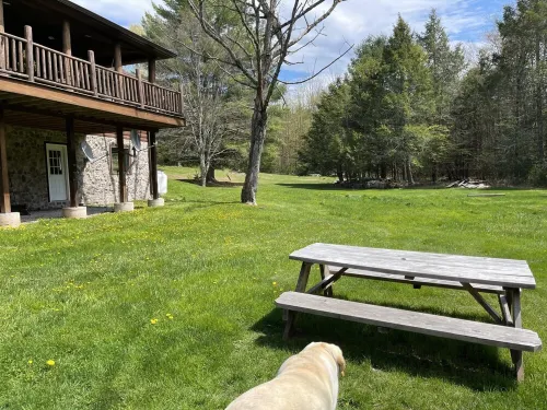 Perfect Summer / Fall Getaway with Amazing Fireplace for Gathering / Relaxation.