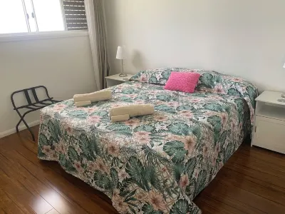 Wamberal/Terrigal Beach is a 10-15 Min Walk or 4 Minute Drive Away.*New Fast Nbn