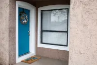 Serene Oasis: Saltwater Pool Home near KSC and Cocoa Beach"