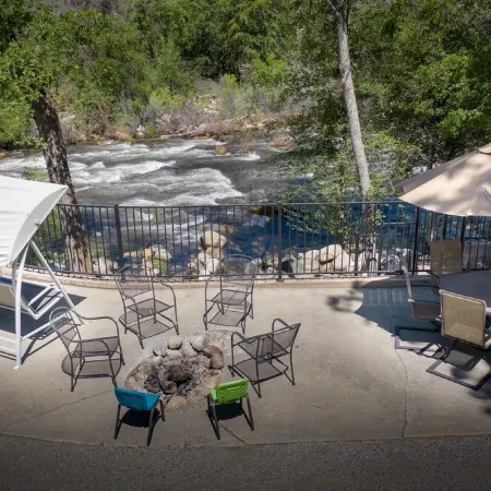 River Oasis with Plenty of Family Fun