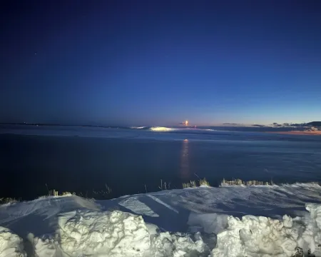 Hooked on the mouth of the Kenai! two bedroom unit with King size bed. Sleeps 6 Hoteles en Kenai