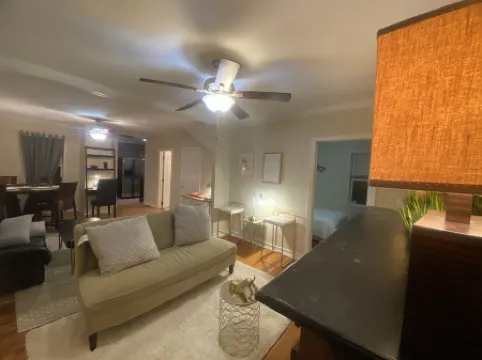 🌟Spacious + Backyard🌟50ft to Atwells & Downtown!🍝🎇