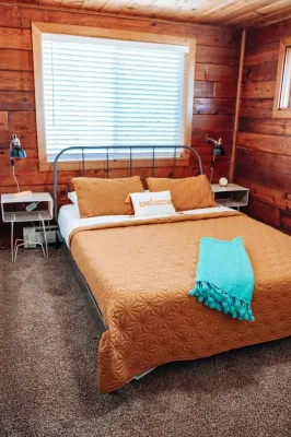 Sunny Side Up 2 Bedroom Cabin with expansive views