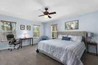 Modern Cabin in Show Low, AZ: Sleeps 10 - Perfect for Family Getaways!