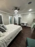 Cozy house 8 minutes from downtown knoxville 25 minutes from Sevierville Hotels near Union Baptist Church