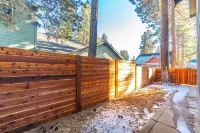 Beautiful | Hot Tub | Pet Friendly | Fenced