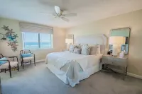 Relaxing Gulf Front Oasis, unit 332